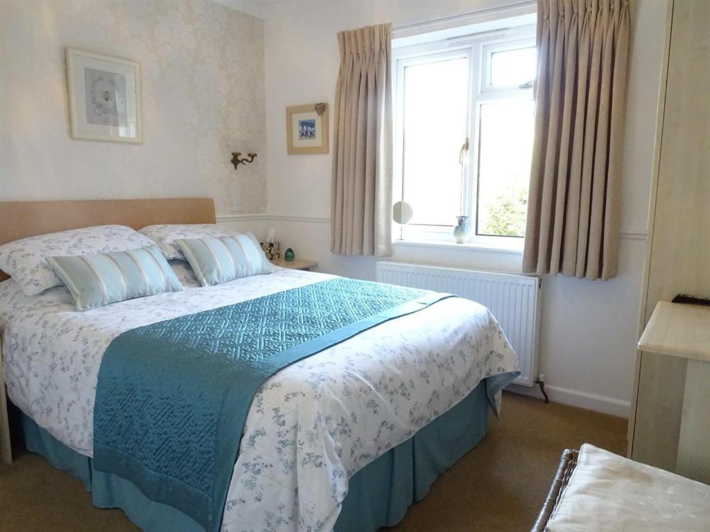 Honey Lodge Broadstone Esterno foto
