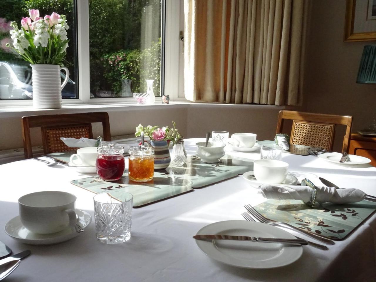 Honey Lodge Broadstone Esterno foto